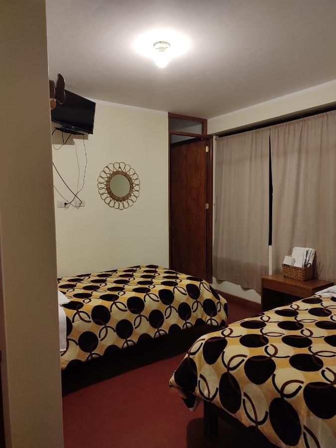 Гостевой дом Suzet House Оксапампа Экстерьер фото